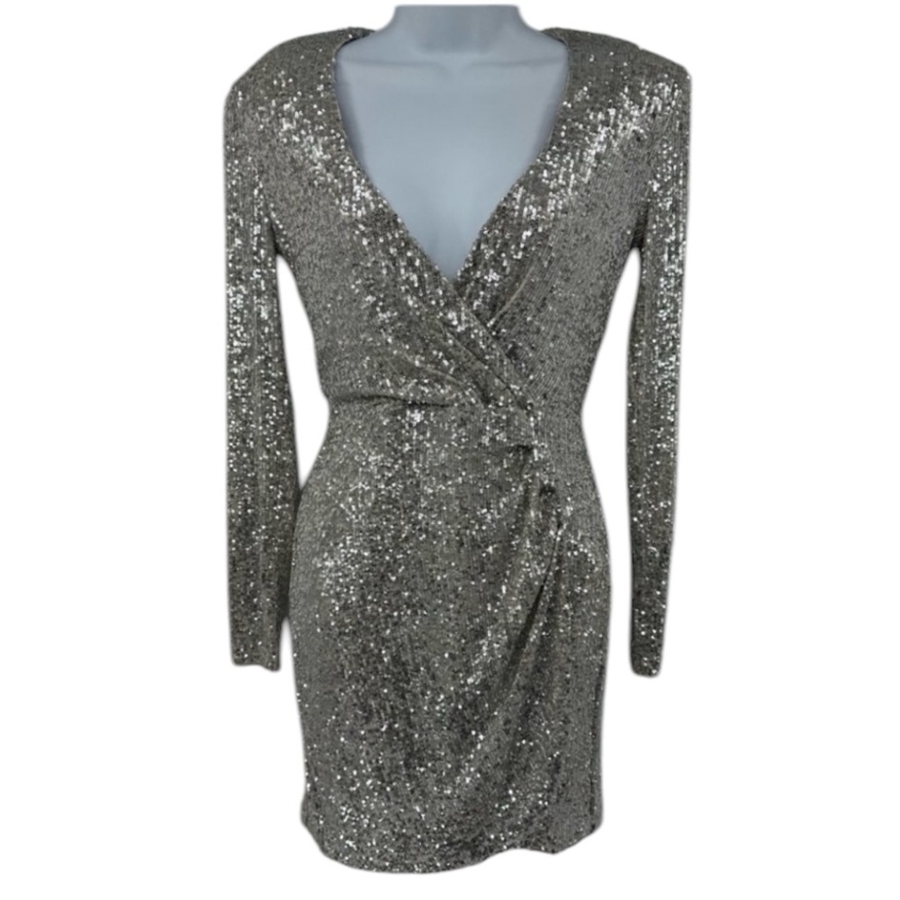 Revolve x Nookie Fantasy Long Sleeve Silver Sequin Mini Dress Large New